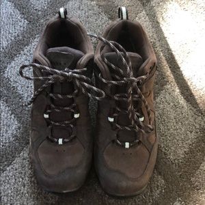 Columbia hiking boots